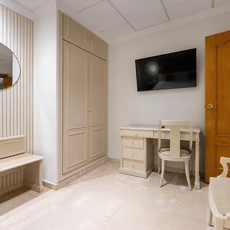 Hotel Sacromonte