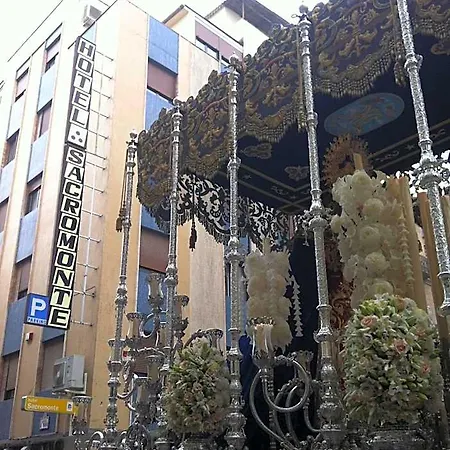Hotel Sacromonte