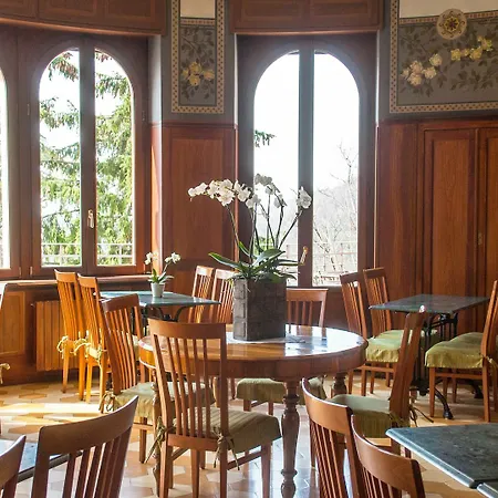 Hotel Sacromonte